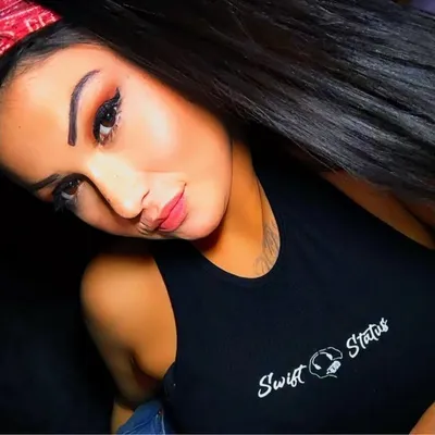 Nikki Medrano profile