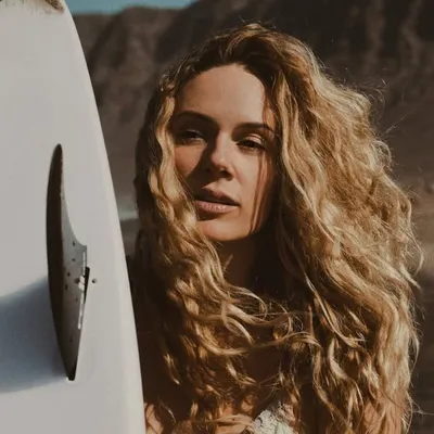 Nikol Moravcova profile