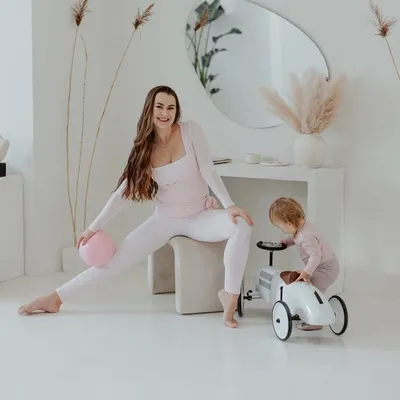 Nicole Heřmanská | fyzio cvičení, barre, core rehab po porodu profile