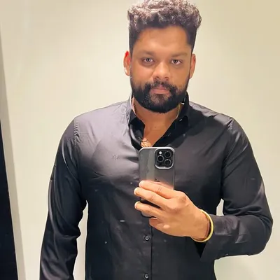 Nikhil Varghese profile