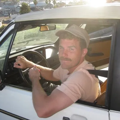 Leif Carlson profile