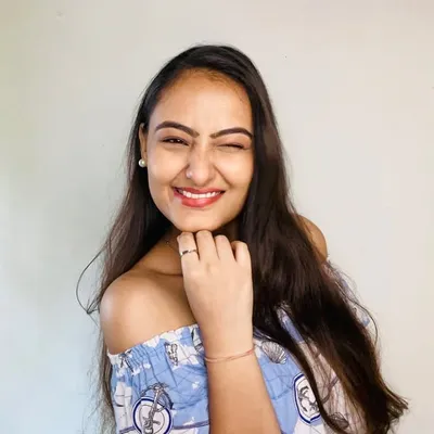 निमांशी ✨ profile