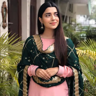 Nimrat Khaira fanclub profile