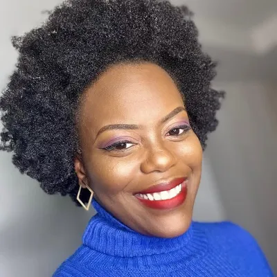 Rédactrice web SEO ✍🏾| Digital Loveuse 🧡 profile