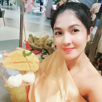 Nina Thai Dessert profile