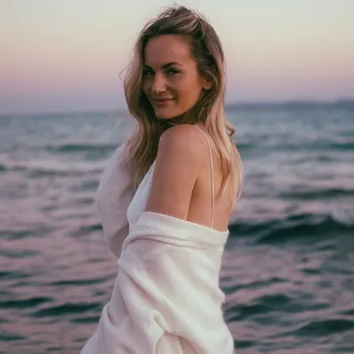 NINA CHANDLER profile