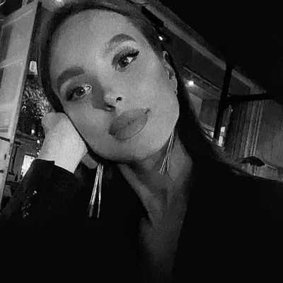 Nina Pastorei profile