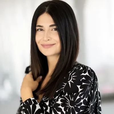 Nina Vasadze profile