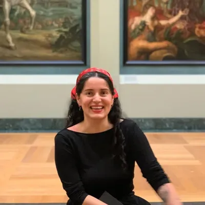 Nina Villaseñor profile