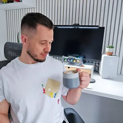 Alex profile