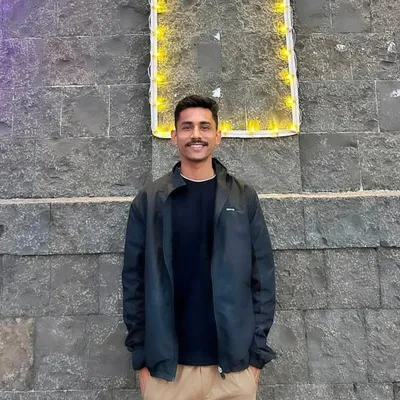 Nipul Lakum profile