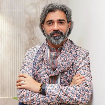 Niraj K. Viradiya profile