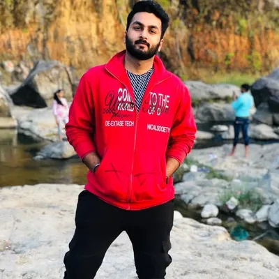 N I R A V profile