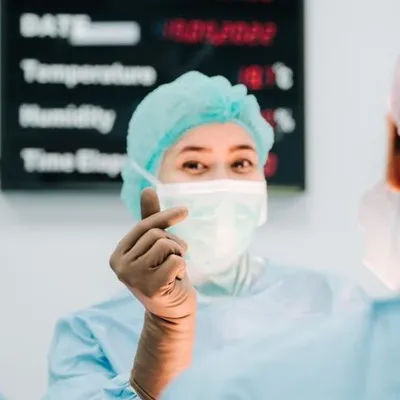 dr. Nisa Fathoni, SpOG, IBCLC. profile