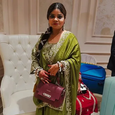 NISHA MEHRA profile