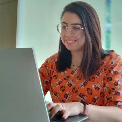 Nisha Droch profile