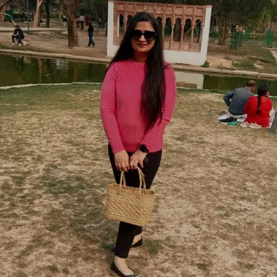 Nitika Ahuja profile
