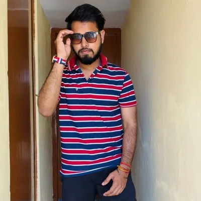 NIVAAN