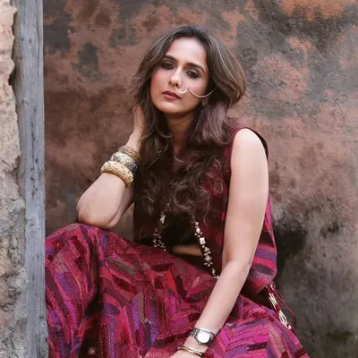 Niyati joshi profile