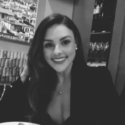 Nicole Jayne White profile