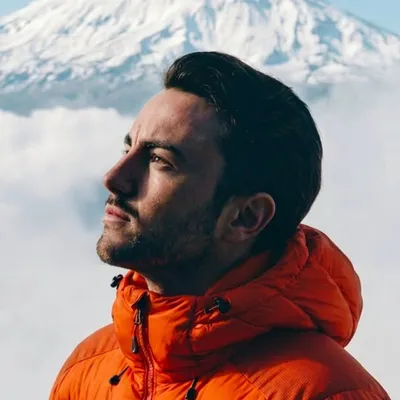 Noam Yaron profile