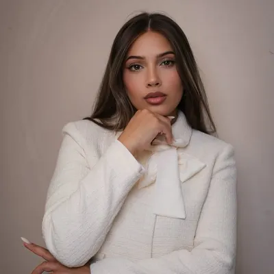 Noa Zitoun | brides makeup profile