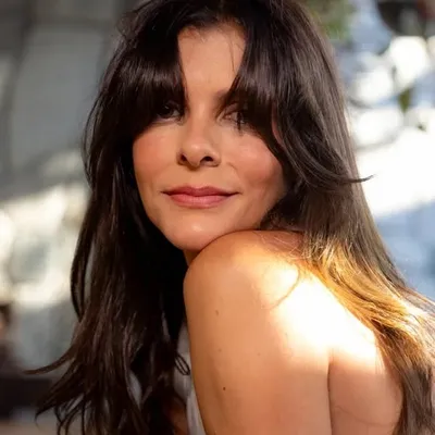 Mila Costa profile