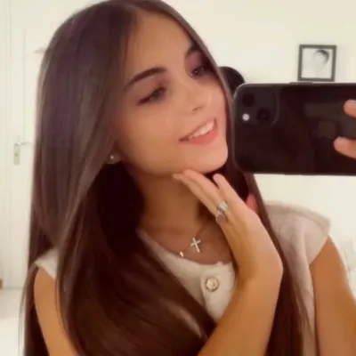 Noëlly Beproud Officiel ⭐️ profile