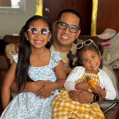 Ronald Heredia • Papá Bloguero • No la Mamá® profile