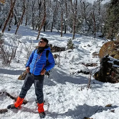 Adv Ayush Singh Thakur profile