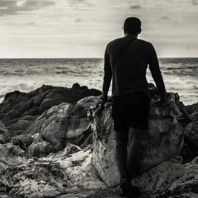 NOMAD.ON.THE.ROCKS profile