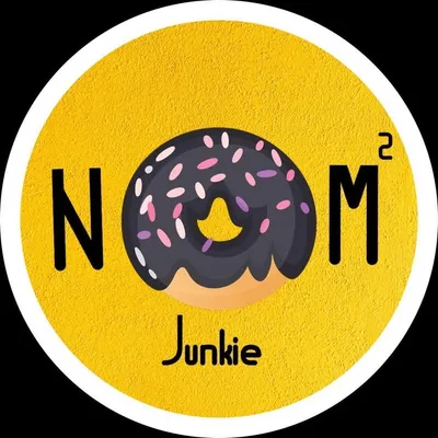 Nom Nom Junkie ©️ profile