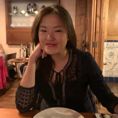 Zola • London based foodie 🥟 profile