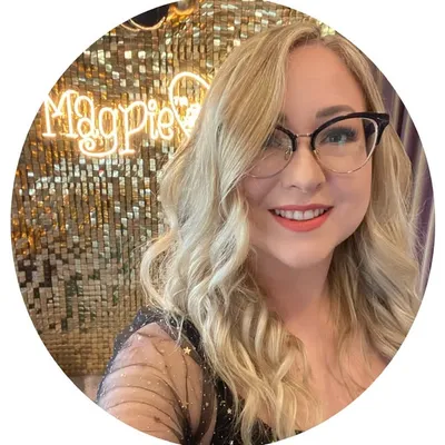 Anona ๐ Nail Artist Chalfont ๐ Educator profile
