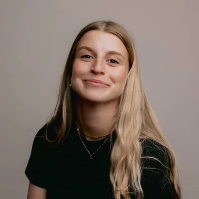 Nona Van Braeckel profile