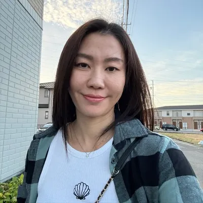 I Am Nootsara profile