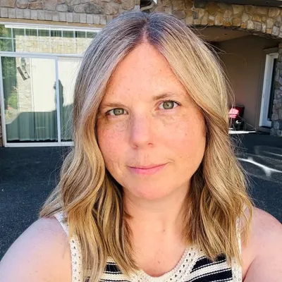Nora Taylor profile