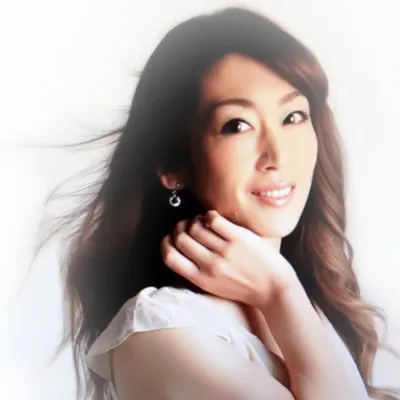 東山 紀子 profile