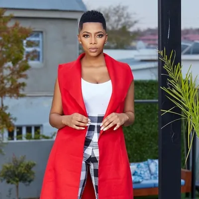 Nosiphiwo Nosi Khakaza profile