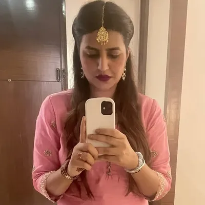 Komal Sharda Singh profile