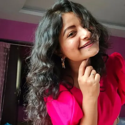 Khushi Agarwal profile