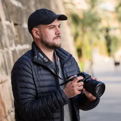 DAN GARLICK ⚲ NOTTINGHAM ✈︎ TRAVEL CONTENT CREATOR profile
