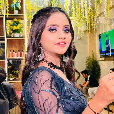 Pari yadav profile