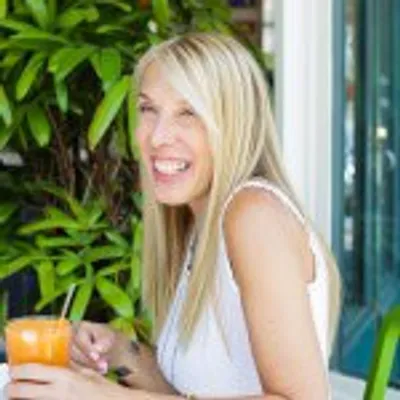Plant Based Food Photographer /Joanne Shaw Schneider profile
