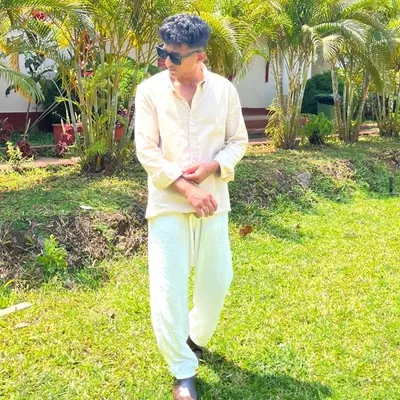 نوشا profile