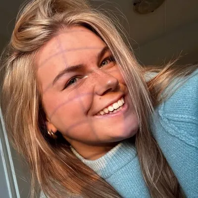Nova van Brussel profile