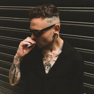 NOVEMBER / BLACK TATTOOS profile