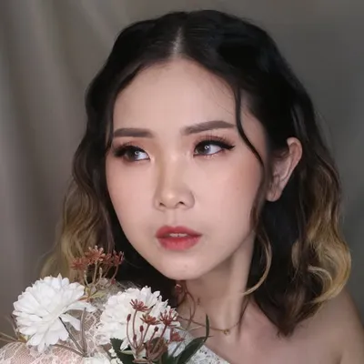 NOVI | FREELANCE MODEL profile