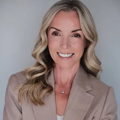 Nicole Bremner | Wealth & Investment Strategy profile