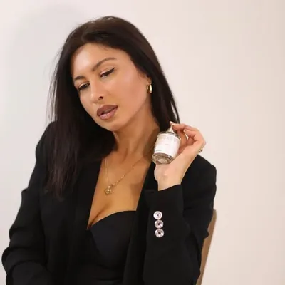 Nini Petrova profile